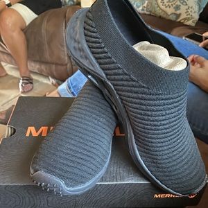 Merrell Range Slide AC+